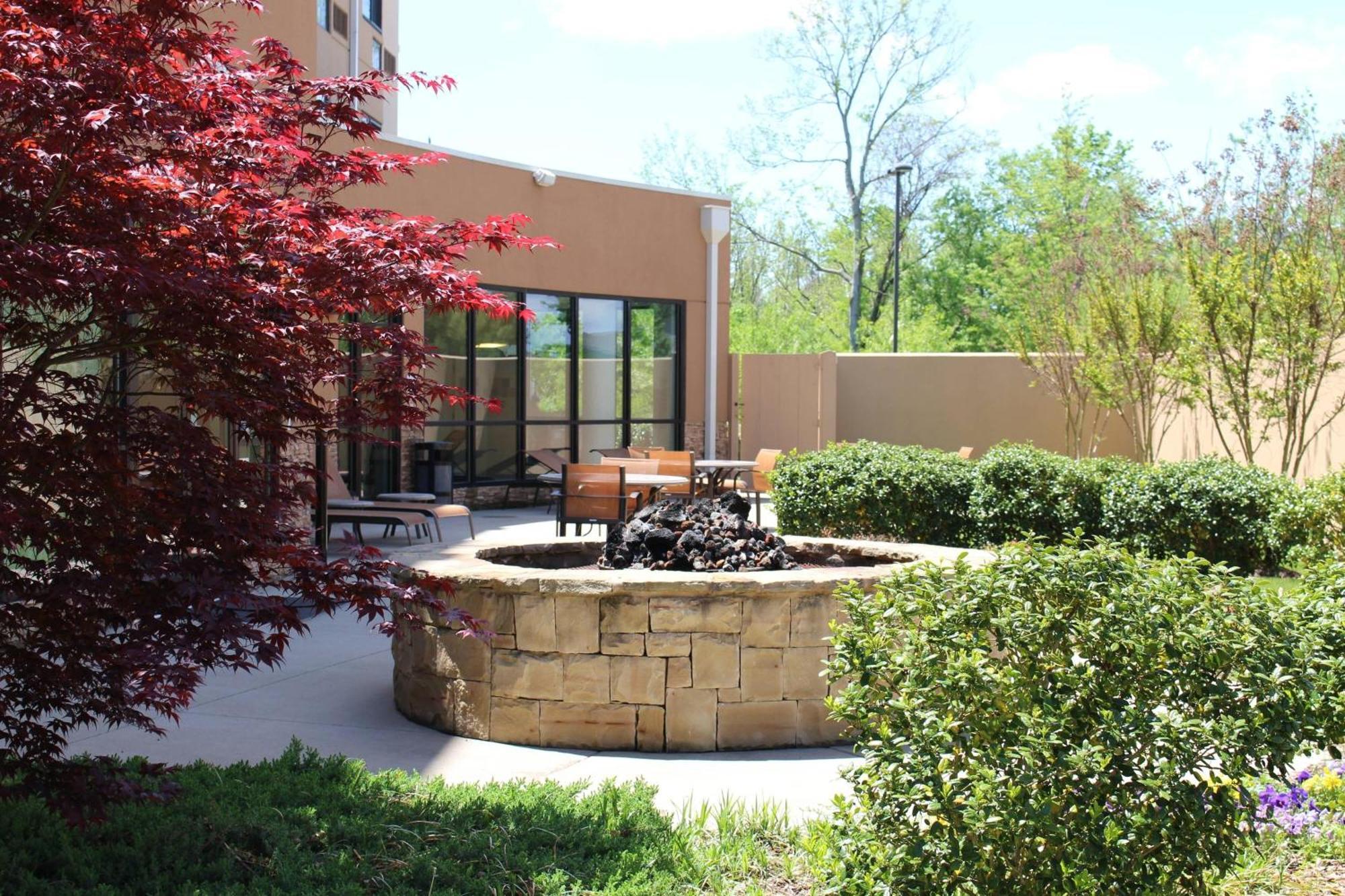 Courtyard By Marriott Κλάρκσβιλ Εξωτερικό φωτογραφία